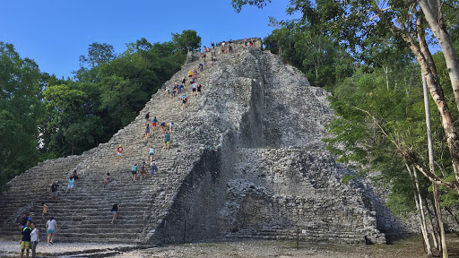 Pirámide de Coba.