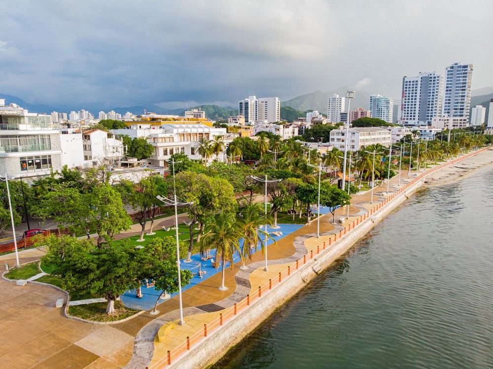 Santa Marta y Parque Tayrona: el Caribe más salvaje 1 bahia de santa marta web