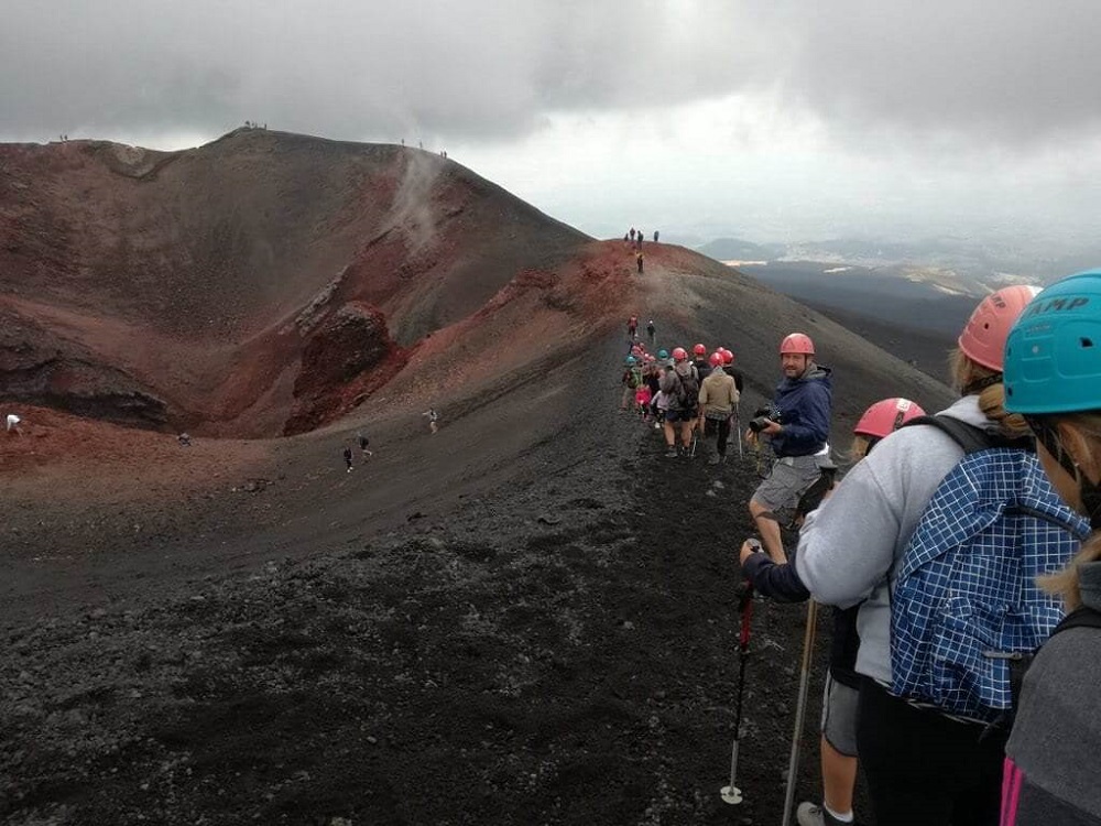 Sicilia salvaje: playas, castillos y parques naturales 3 escursioni etna crateri