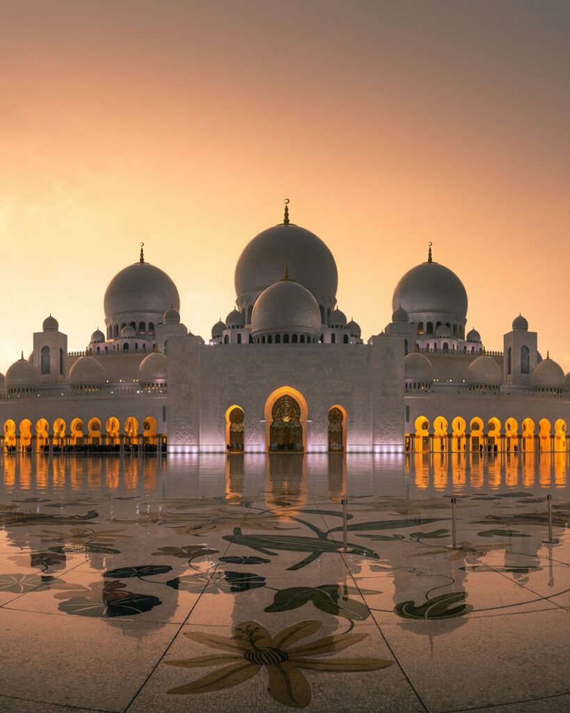 daniel olah 2lMK4dgqwFM unsplash