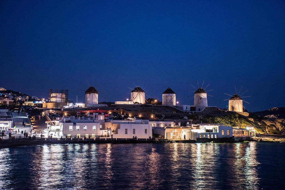 Atenas y un crucero por las islas griegas de ensueño 2 hjrivas night 3759212 1280